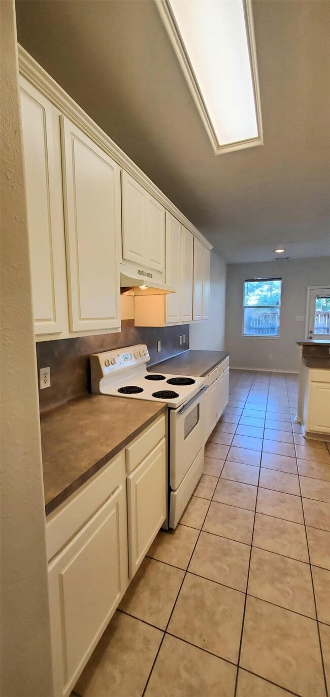 Photo - 13043 Peppergate Ln