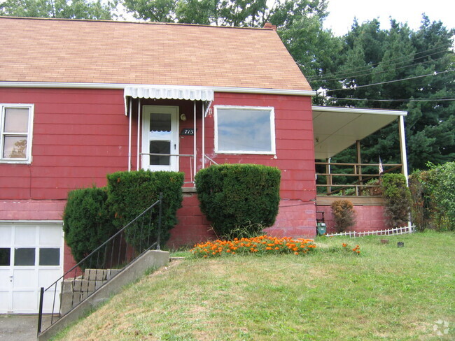 Building Photo - 715 Grant Ave Ext Rental