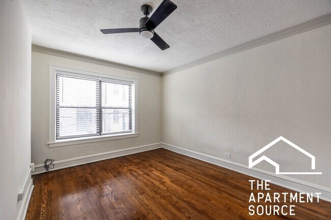 Photo - 5509 N Lincoln Ave Unit 2