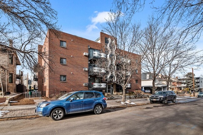 Building Photo - Downtown 1 Bedroom 1 Bath! Coming Soon!
