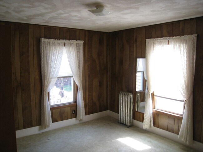 Photo - No Brokers Fee, In-Unit Washer and Dryer, Parking Included