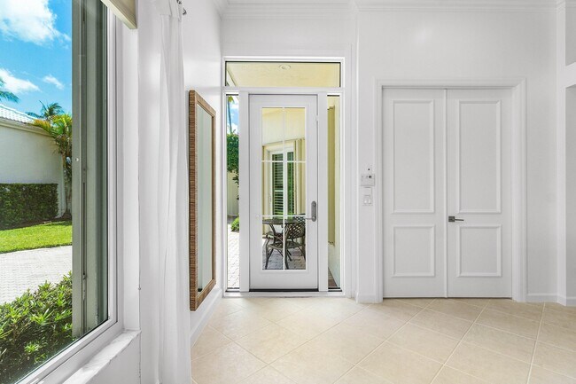 Photo - 116 Coral Cay Dr