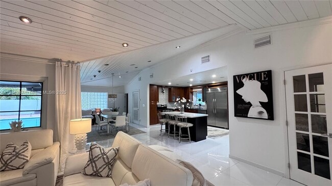 Photo - 1332 Van Buren St