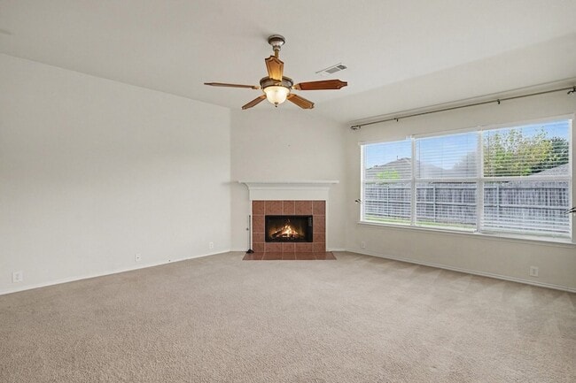 1327 Primrose Dr