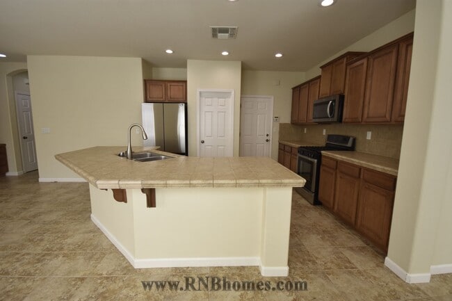 Photo - 1470 Alberton Cir