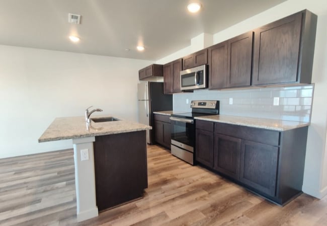 Photo - 5723 W Albany Pl