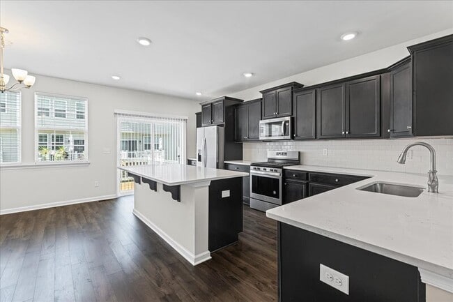 Photo - 9 Venice Ln