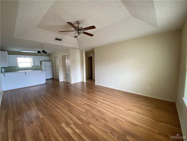 Photo - 2501 Hibiscus Ave Apartment