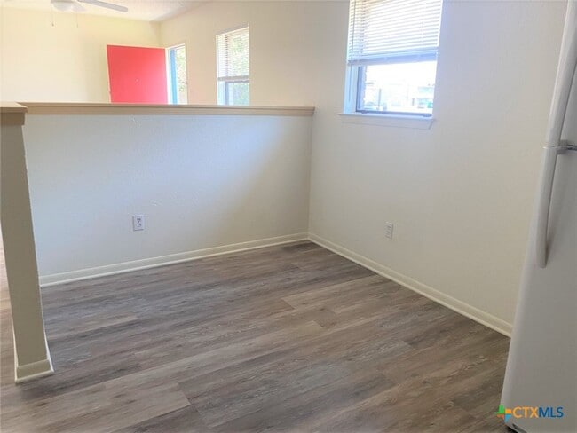 Photo - 205 W Washington Ave Unit A