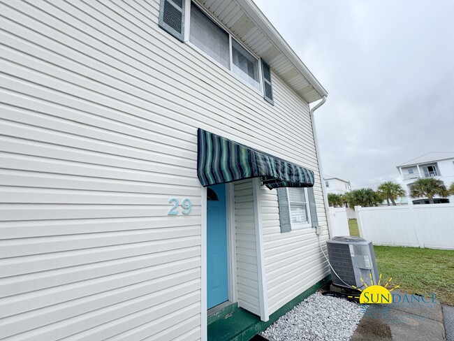 Building Photo - Charming Fully Furnished 1-Bedroom Condo in Miramar Beach!