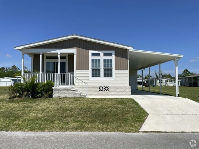 Building Photo - 34851 Silver King Dr Rental