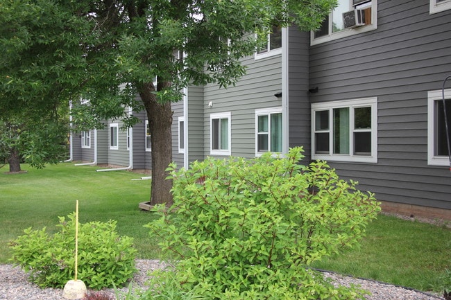 Mountain Manor Apartments