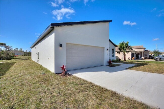20 Magnolia Ln