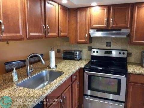 Photo - 4501 Martinique Way Unit A3