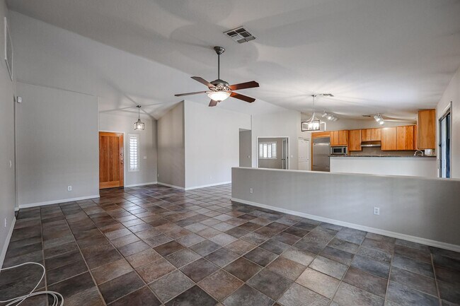 Photo - 5215 E Wallace Ave