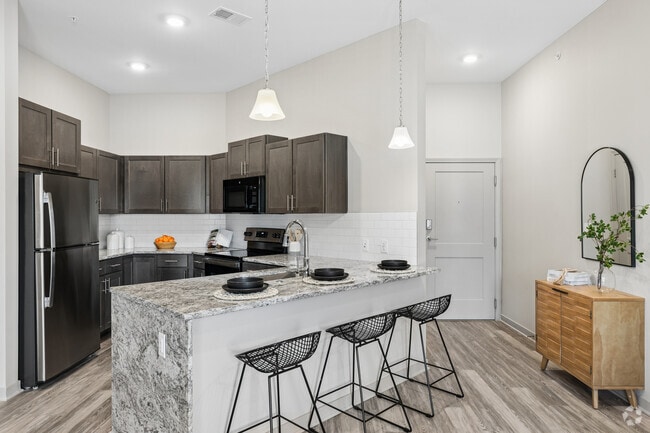 Oakwood - 2BR, 2BA - 1,110SF - Dining Room