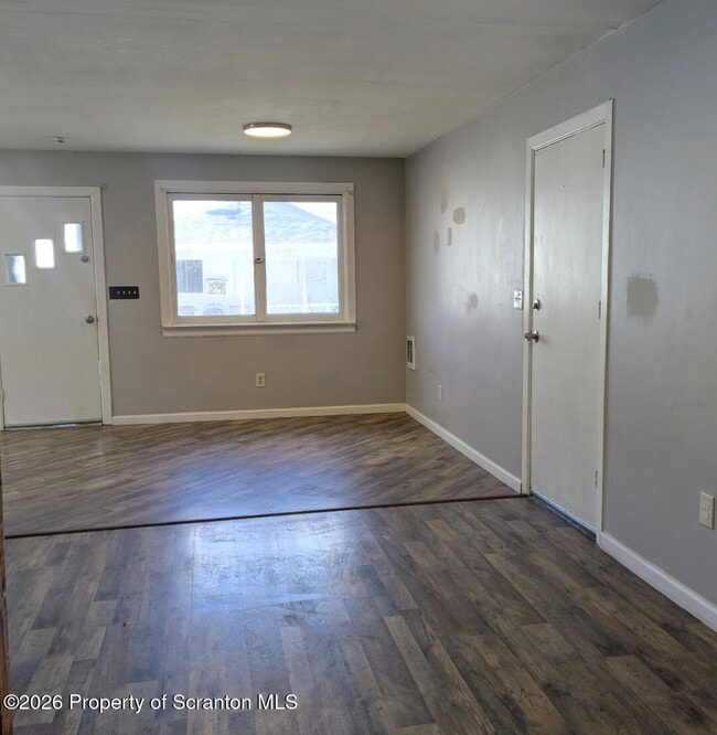 Photo - 414 Orchard St