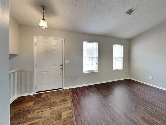 Photo - 350 Kimberly Forest Ct