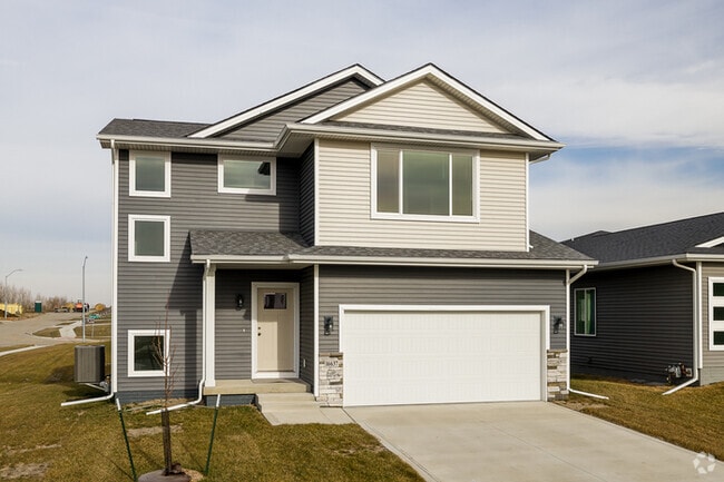 Building Photo - 16637 Goodman Dr Rental