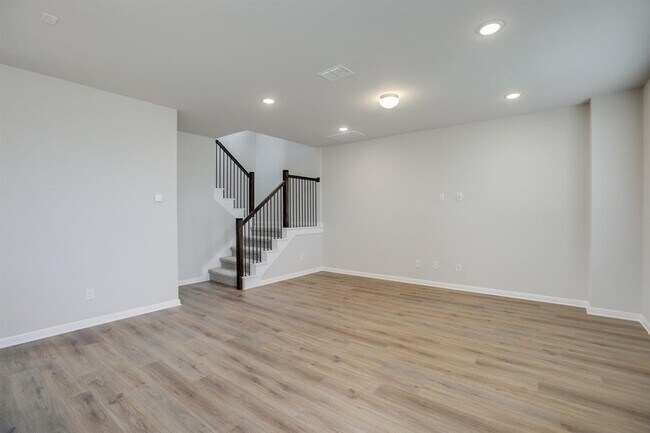 Photo - 125 Clemens Dr