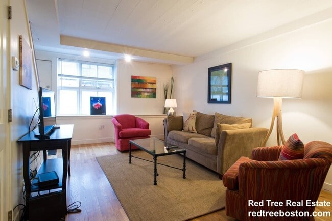 Building Photo - 28 Piedmont St Unit 3