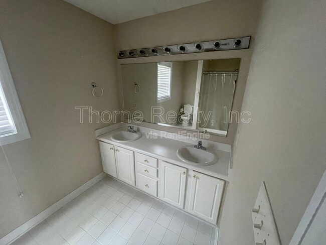 Photo - 133 Juniper Ct