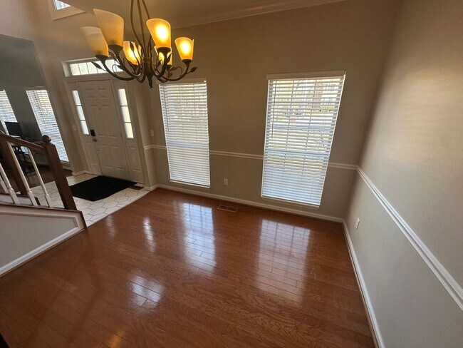 Photo - 2402 Brookstone Pl