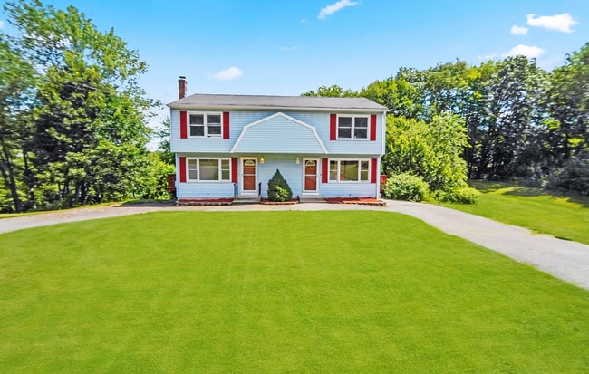 Building Photo - 15 Sunnyside Ln