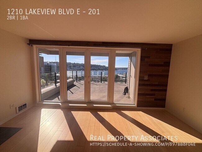 Photo - 1210 LAKEVIEW Blvd E Unit 201