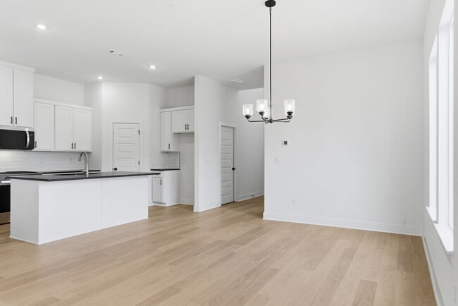 Photo - 1858 E Fiji St