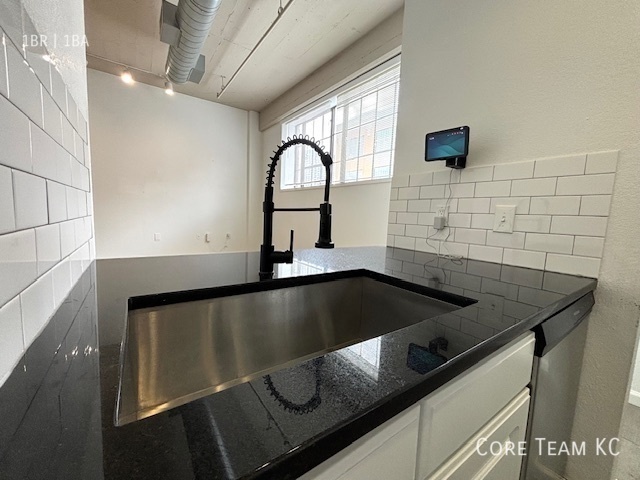 1 Bedroom Loft available Downtown! - 1 Bedroom Loft available Downtown! Unit 309