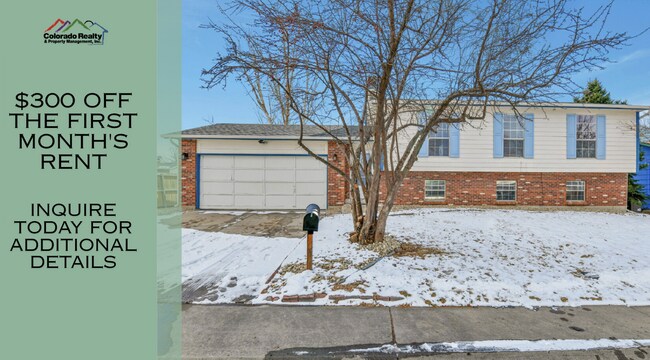 Building Photo - $2,540.95 with $300 off the first month's Rent- 4 Bedroom, 1.5 Bath, Single Family Home in Aurora...