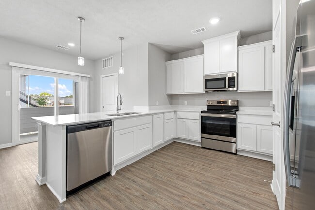 Building Photo - 1326 Prairie Dr