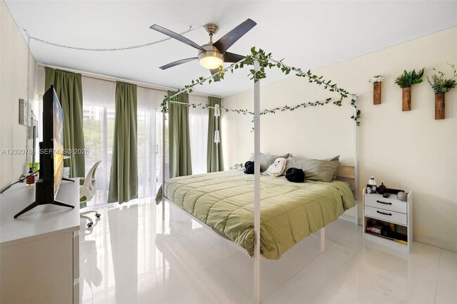 Photo - 1330 NE 105th St Unidad 301