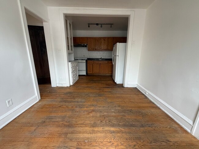 Photo - 4515 N Hamlin Ave