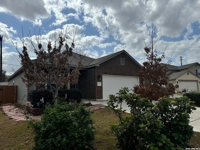 Photo - 9042 Halbert Falls