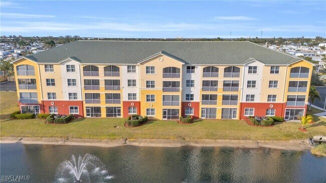 Photo - 11041 Gulf Reflections Drive Unidad 305