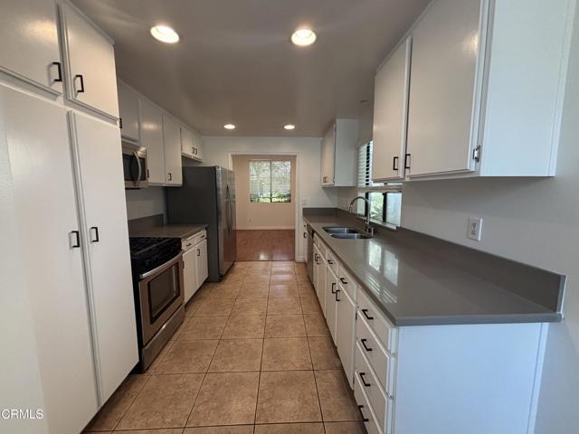 3200 Fairesta St Unit 5
