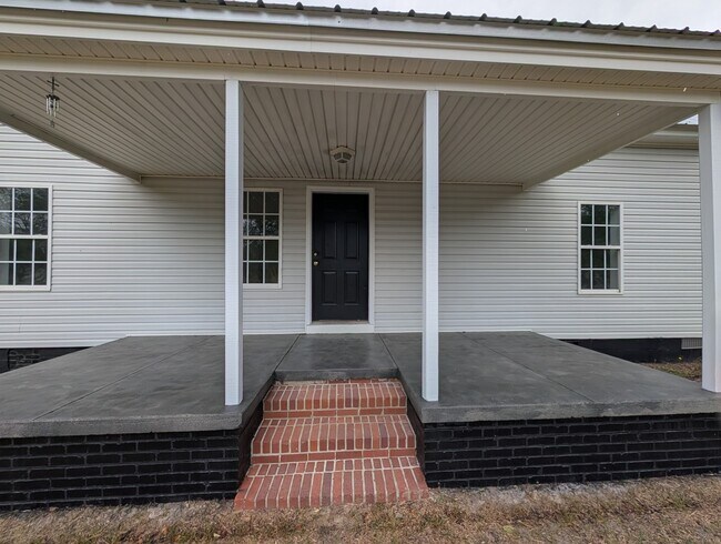 84 Womack Ave