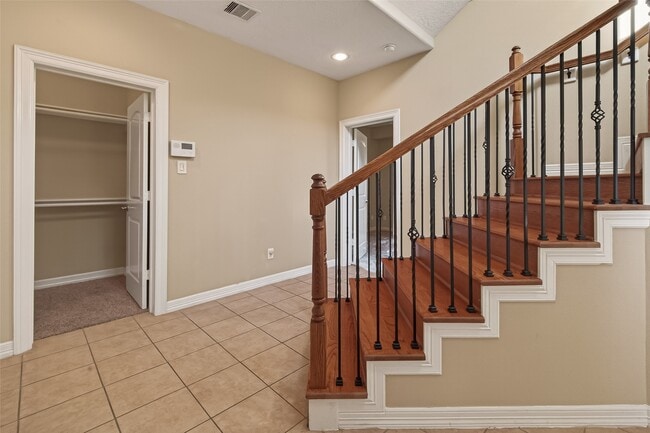 Photo - 2063 W 14th 1/2 St