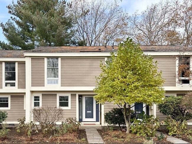 Photo - 11 Oak St Unit 43