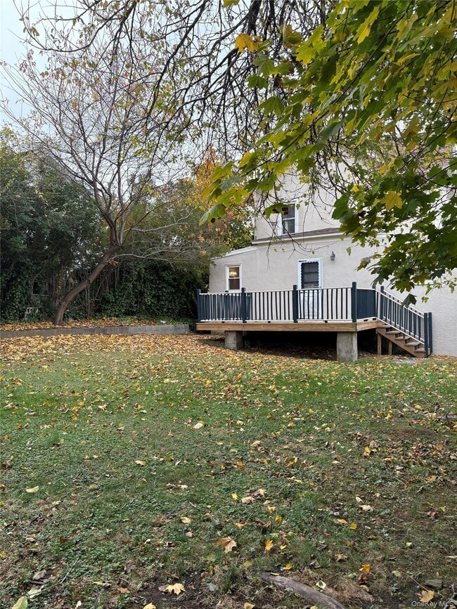 Photo - 558 Locust Ave Apartamento