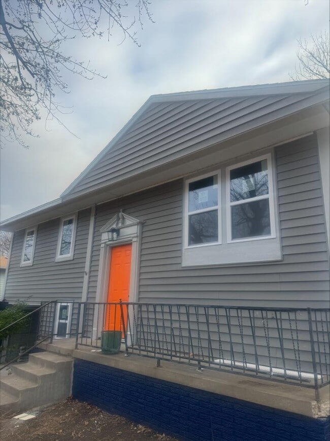 Photo - 3140 SW Crest Dr