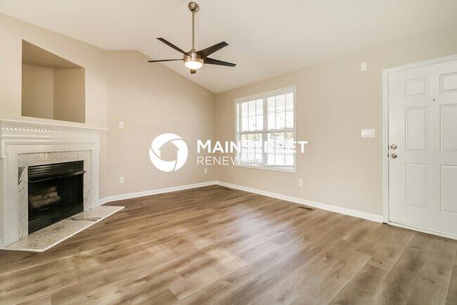 Photo - 502 Sommerset Dr