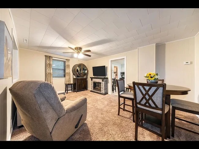 Photo - 234 N Hamilton St