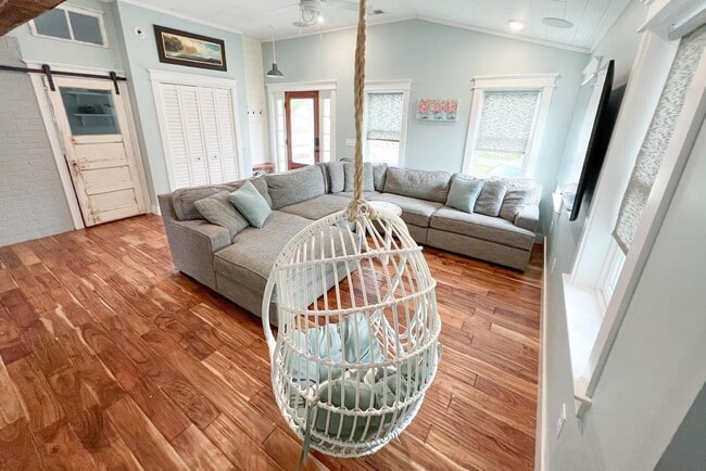 Photo - 855 Herbert Perry Rd