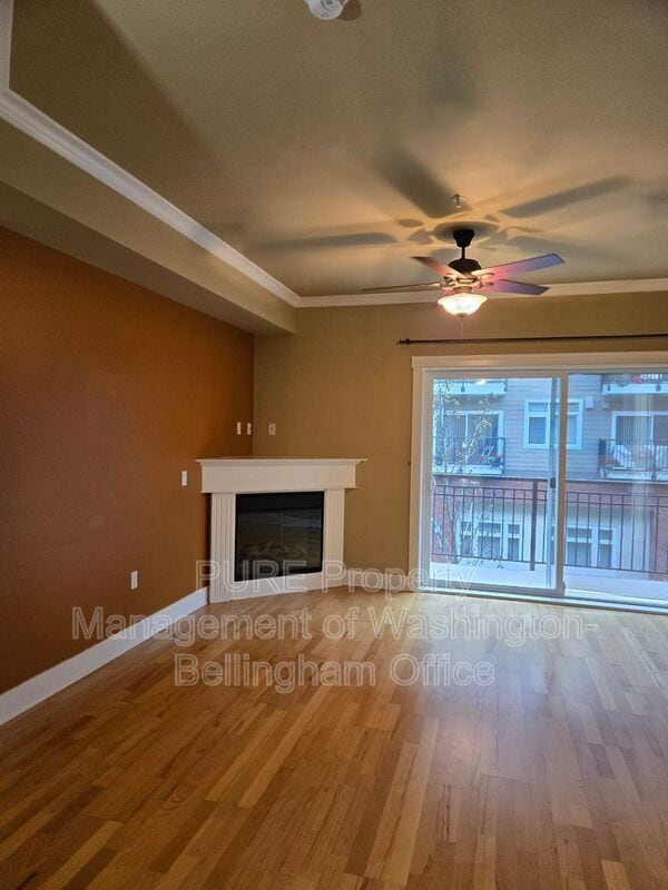 Photo - 1015 Railroad Ave