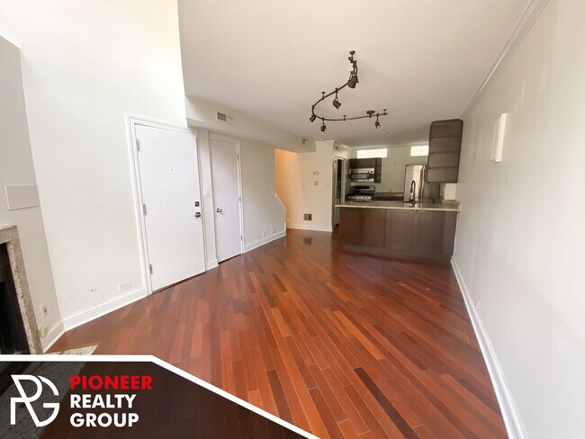 Photo - 1014 W Grace St Apartments Unit 944D-102