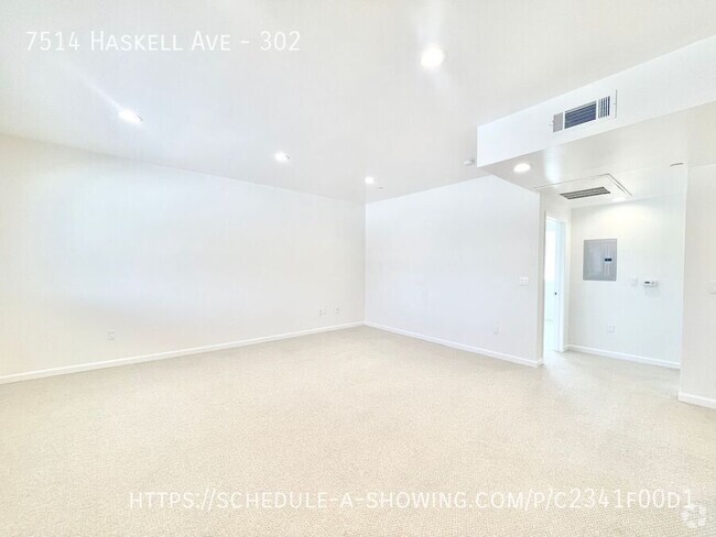 Building Photo - Beautiful newly remodeled modern top-floor... Unit 302 Rental