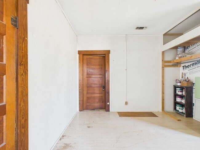 Photo - Beautiful Hill Country Farm House